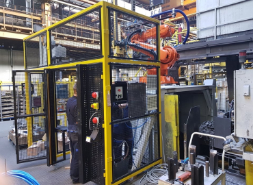 Komplett robotos állomás tervezése, gyártása, szerelése és telepítése